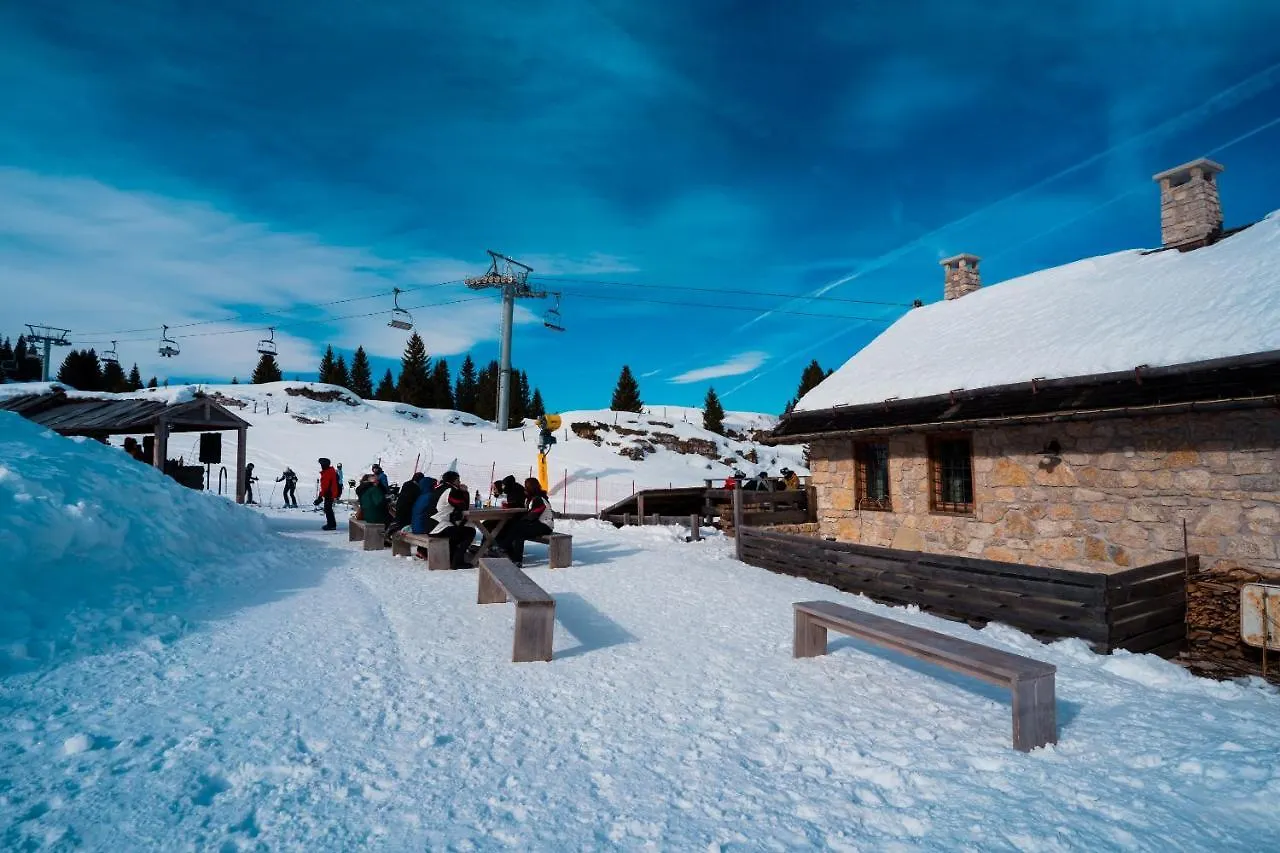 Baiti Par Via Bed & Breakfast Folgaria 0*,  Italy